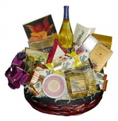Floresnaweb - cesta gourmet de queijos e vinho nacional