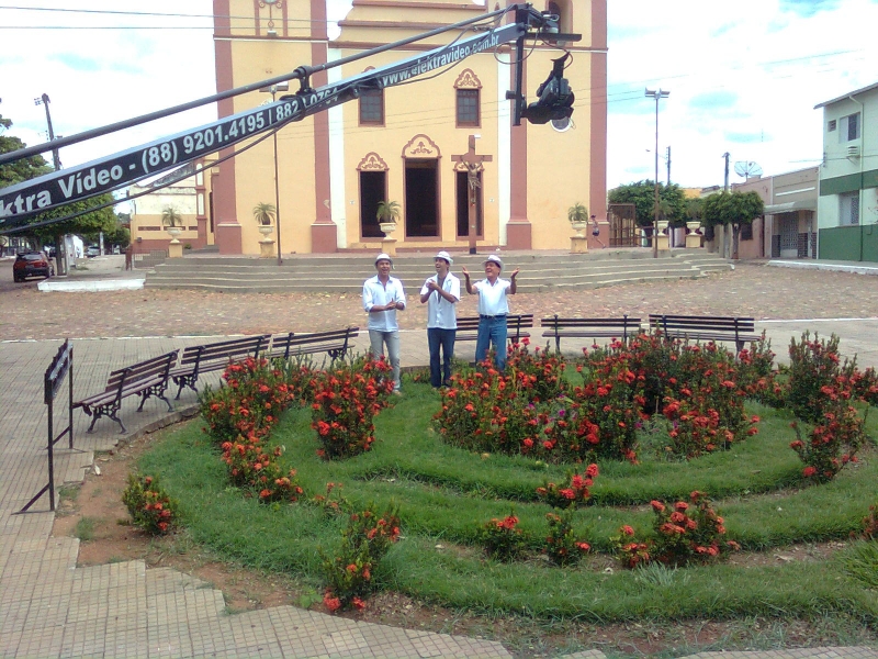 Nossa Grua de 6mts com Girocam