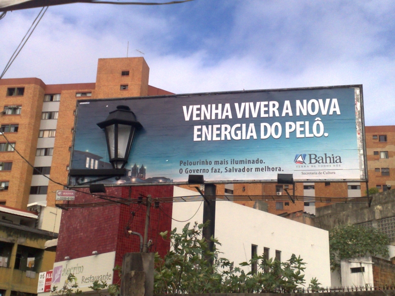 Outdoor com aplique especial iluminado.