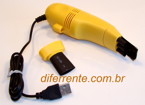 Miniaspirador para computador. Mantenha o seu teclado sempre limpo com este miniaspirador USB. Acesse agora www.diferrente.com.br e compre o seu.