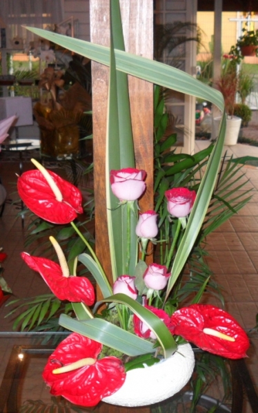 EMPORIO NATURAL GARDEN FLORICULTURA E CESTAS ESPECIAIS EM CURITIBA