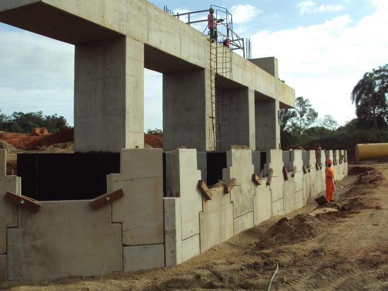 Projeto e supervisão obras de acesso ao viaduto Unisinos