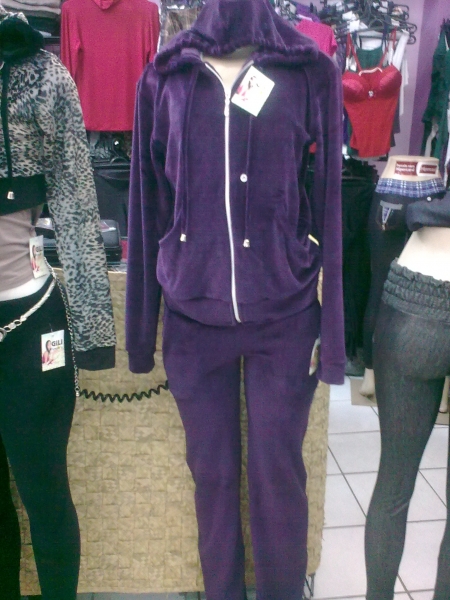 conjunto de plush roxo