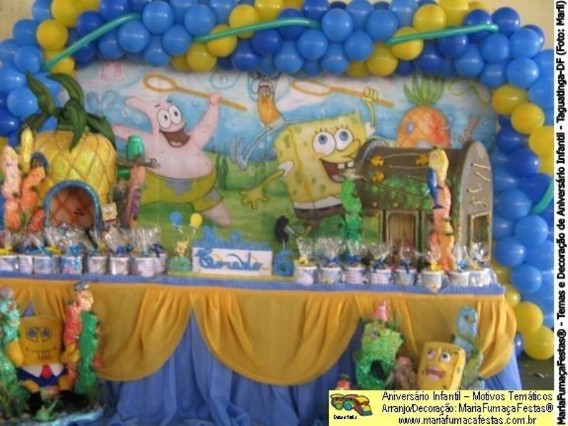 Bob Esponja desenvolvido pela Maria Fumaça Festas para decorar o seu evento de Aniversário Infantil. Quer saber mais, acesse www.mariafumacafestas.com.br