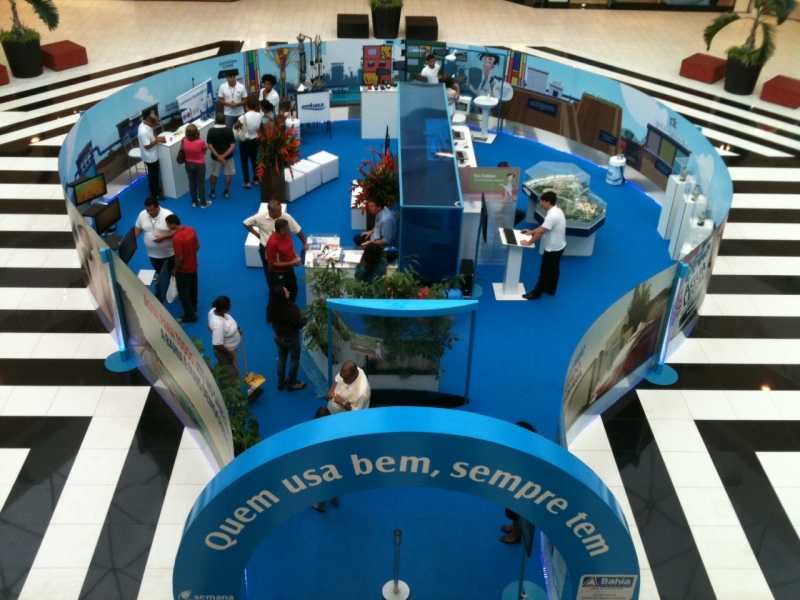 Programação visual do stand Embasa