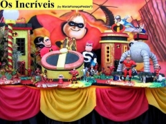 Os incríveis - decorando sua festa infantil com temas desenvolvidos pela maria fumaça festas --> www.mariafumacafestas.com.br