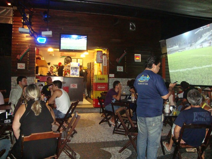 Baccar Bar Grill Bar Dia de Jogo PFC