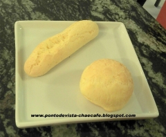 Pão de queijo tradicional e de provolone