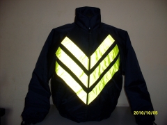 Jaqueta com faixa refletiva de alta luminosidade, para motoqueiros