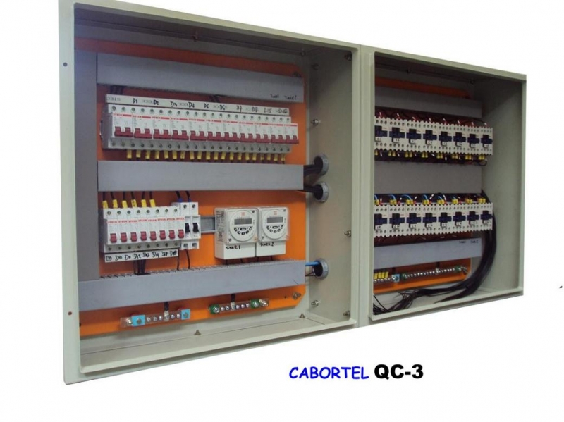 Quadros para comando de luz, bombas, etc.  Para controle de quaisquer sistemas elétricos.       