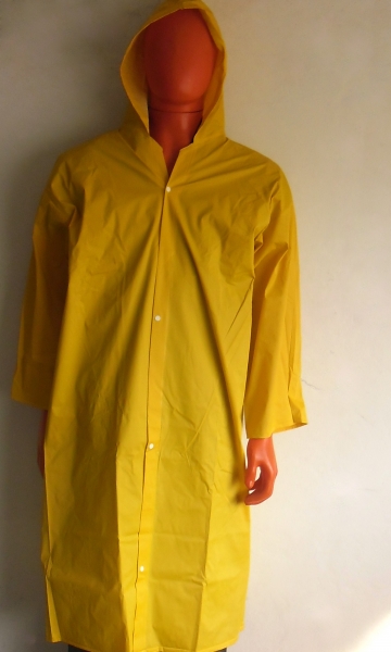 Capa de chuva em pvc forrado amarelo 