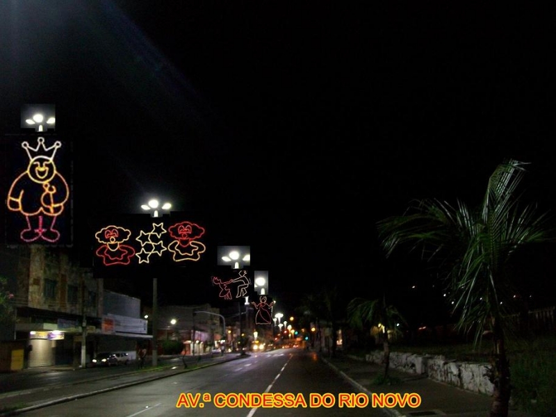 rua decorada para o CARNAVAL