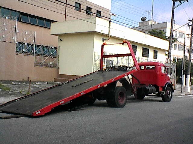 Remoção de Empilhadeiras e bob cat