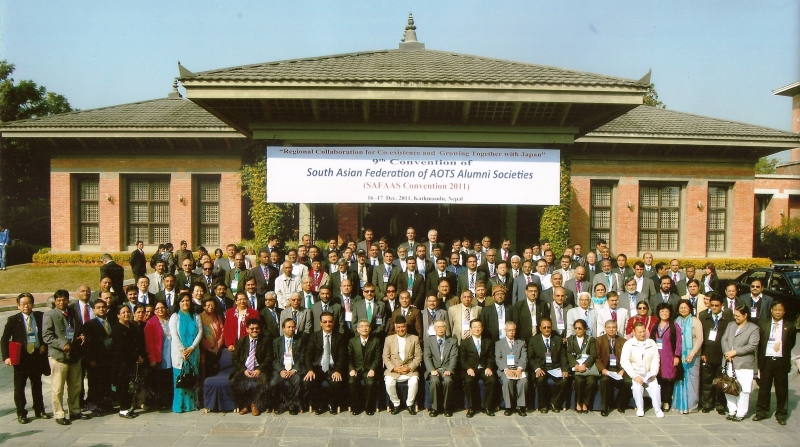 Membros da AOTS na Convenção Regional da Federação das Associações do Sul da Ásia, em Kathmandu, no Nepal, 2011.