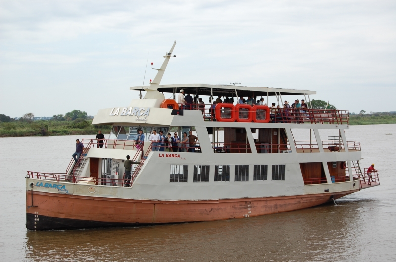 LA BARCA FAMILY NAVIO DE PASSEIO NO PANTANAL SUL