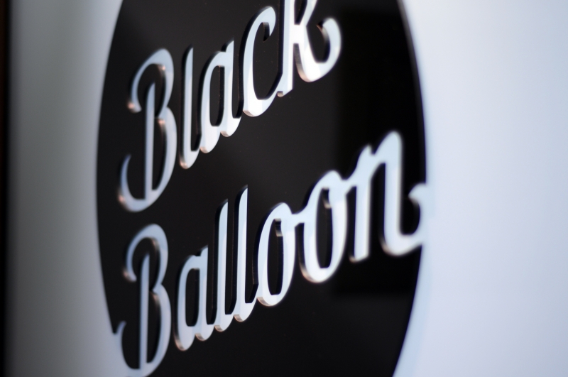 Black Ballon * Digital Studio