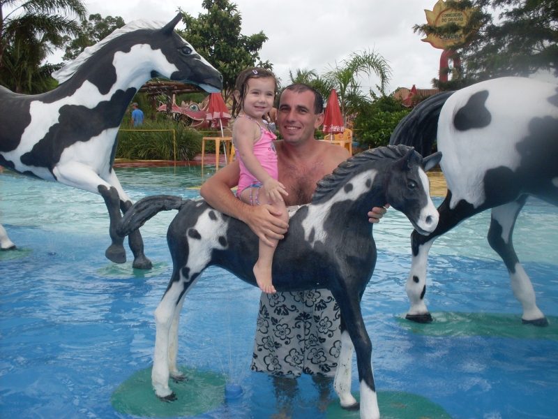 PARQUE AQUATICO CAVERA