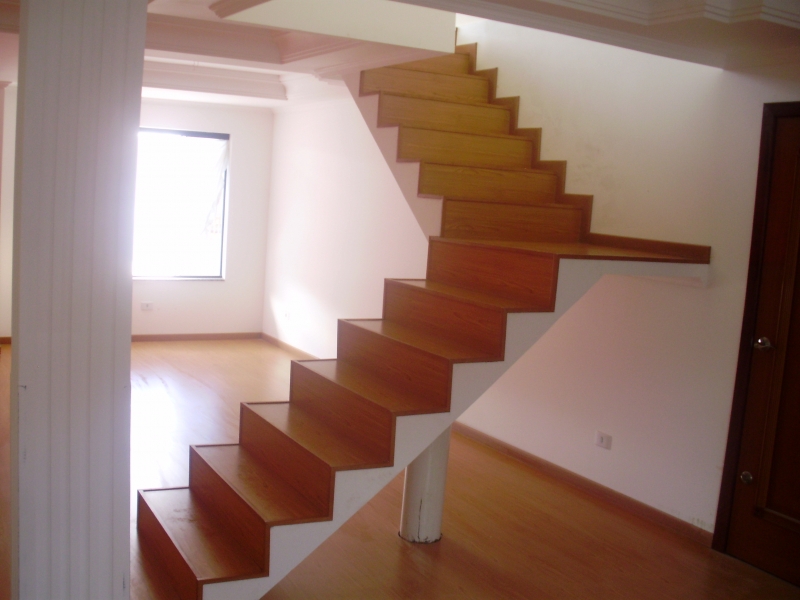 escada Don Pisos