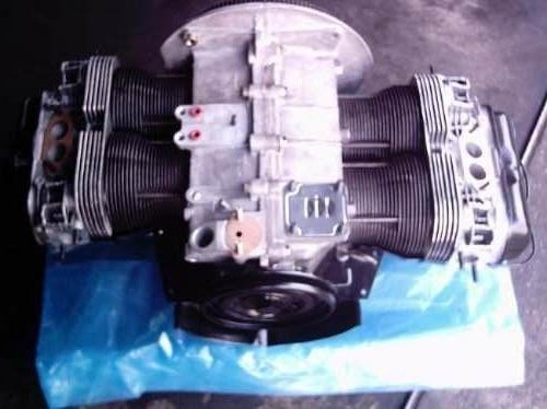 MOTOR DA KOMBI 1.600 RETIFICADO MODERNO ANTIGO. FAZEMOS TODOS OS MOTORES DE TODOS OS TIPOS DE CARROS; NACIONAIS OU IMPORTADOS. COM GARANTIA EM NOSSOS SERVIÇOS. TRABALHAMOS TAMBÉM COM PEÇAS!!! CONSULTE-NOS