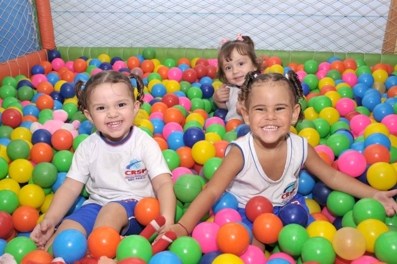 Que criança não gosta da piscina de bolinhas