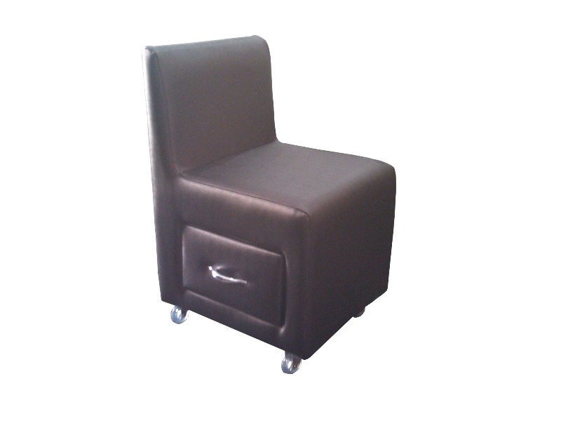Cadeira de manicure em couro ecolgico