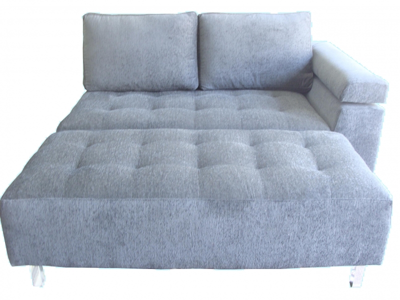 Sofa 2 lugares com Pufe - tecido Chenille