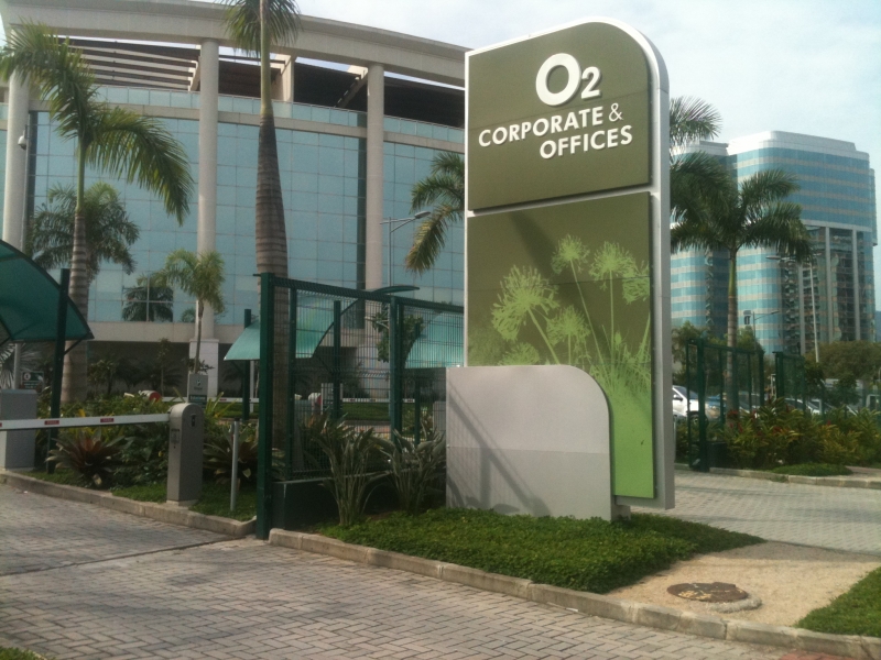 Entrada do condomnio O2 Offices