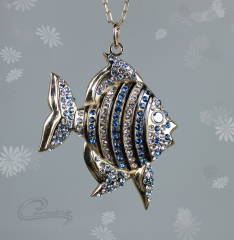 Pingente peixe dior - joias carmine - 10 camadas de ouro 18k - joias exclusivas