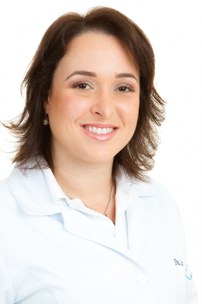 Dra. Maria Cecília Aguiar