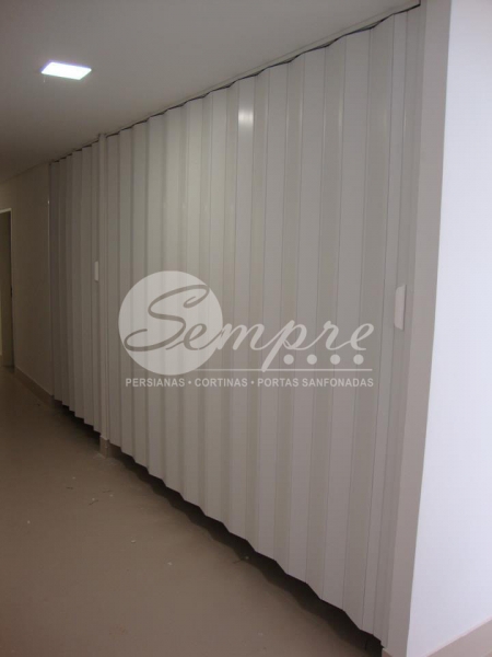 porta sanfonada em pvc - goiânia  (62) 4141-6737