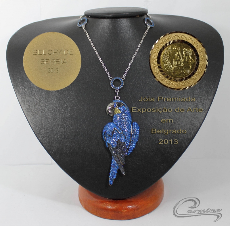 Joias Premiadas - Colar Arara azul coleção aves preciosas