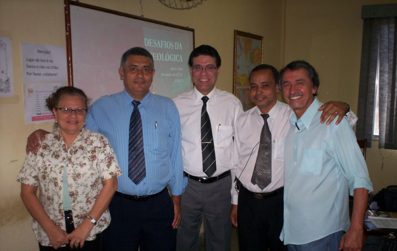 Prof Robson e Pr Joselito no encontro da AETAL em Agosto/2013 no RJ
