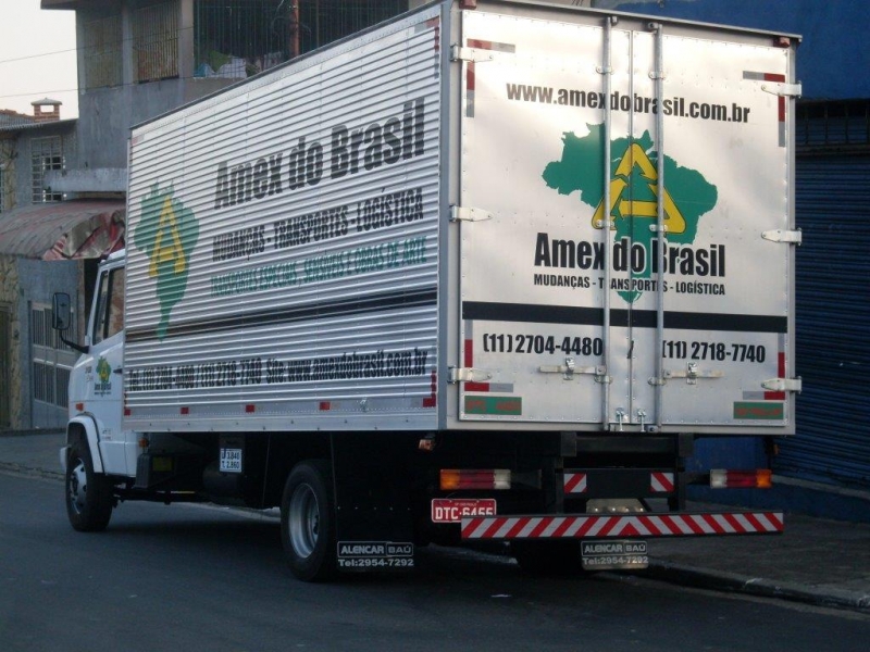 Caminhão Amex do Brasil Mudanças e Transportes