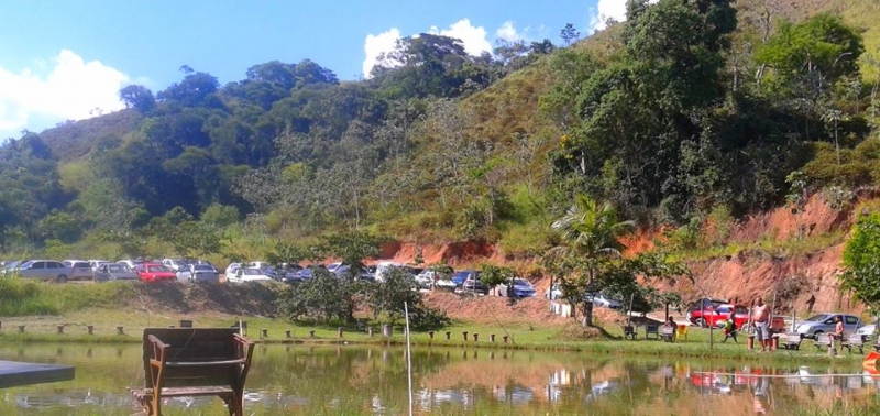 PESQUE PAGUE POUSADA CHALE DO CARLINHO PINHEIRAL RJ