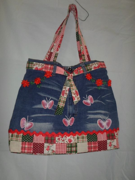 BOLSA FEITA DE CALÇA JEANS