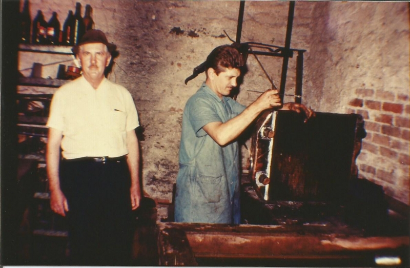 Oswaldo e Vivaldo Bickel em 1975, fundadores da RADIADORES BICKEL