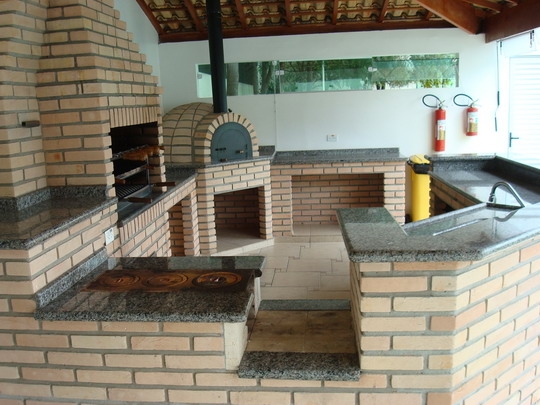 projeto de churrasqueira, churrasqueira com fogão a lenha acoplado e com forninho de pizza. Na BELLA TELHA www.bellatelha. com.br, 11-4555-5444 vc encontra as melhores opções para a sua area de lazer. A Bella Telha faz os melhores projetos de area de lazer, churrasqueira para predio, churrasqueira para apartamento, churrasqueira com coifa e muito mais.. fale conosco que faremos o melhor negocio