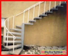 Escada caracol, escada direto da fabrica, escada pre fabricada, escada caracol em sp, escada caracol menor preo, escada reta, escada l, escada u.  bella telha 111-4555-5444 - www.bellatelha.com.br