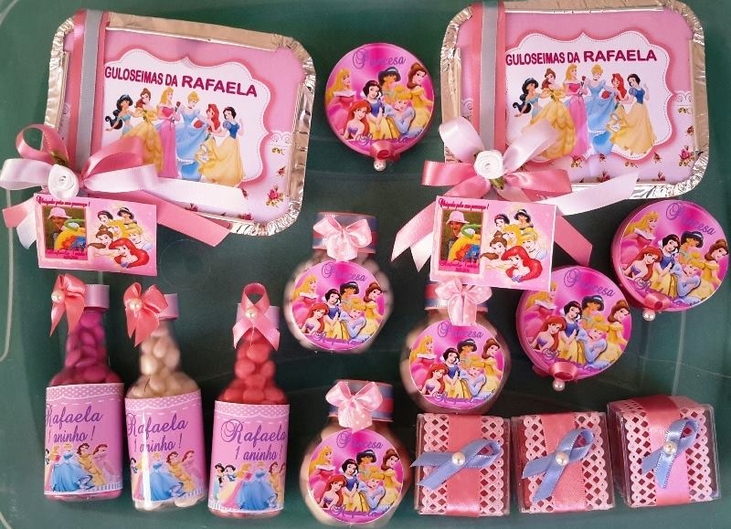 Lembrancinhas personalizadas #MariaFumacaFestas - complementos para o seu evento de aniversrio infantil, desenvolvidas por quem est neste segmento desde 1983. www.mariafumacafestas.com.br