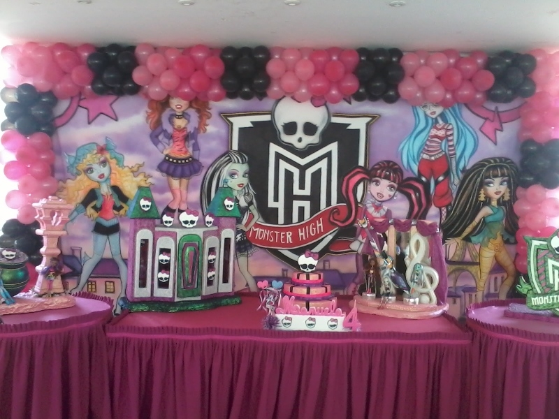 Tema Monster High #MariaFumacaFestas - decorao de festa de aniversrio