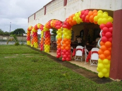 #mariafumacafestas - lccações temáticas, serviços de decoração com balões de látex, velinhas personalizadas, lembrancinhas de mesa. veja mais fotos e detalhes também no flickr  - https://www.flickr.com/photos/mariafumacafestas/