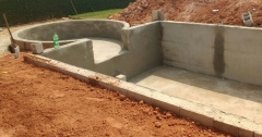 Construção piscina de alvenaria