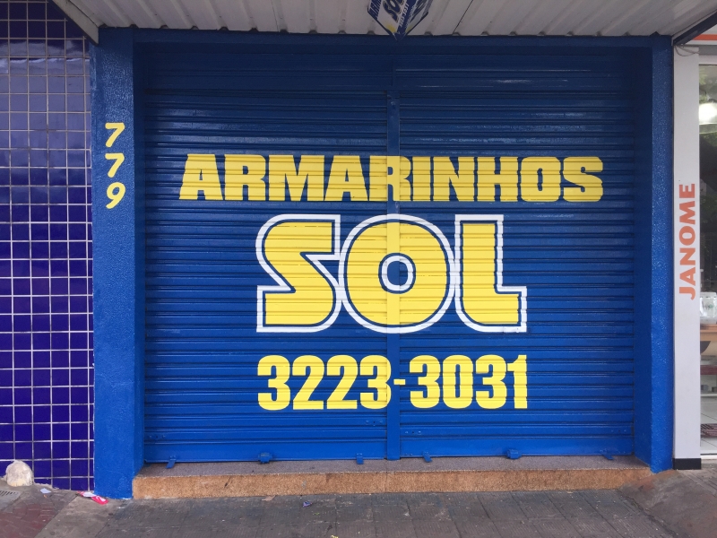 Pintura de Logomarca em porta de enrolar