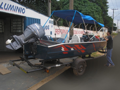 Lancha para Pesca e Passeio - Duralumínio