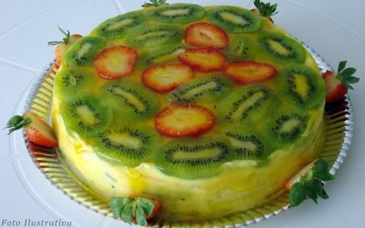 Torta de Kiwi com Morango