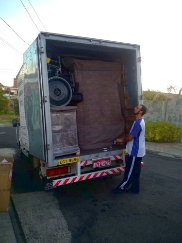 ATCL Transportes de Cargas Leves e Mudanas