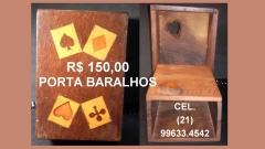 Porta baralho antigo anos 1960 caixa de madeira.medindo:alt. 5,5 comp.14,00 e prof. 9,5 cm.