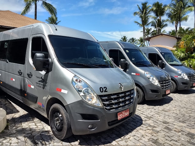 Transfer e Receptivos em Ilhéus. 73 9 8802 - 4920 (Celular) 73 9 9941 - 5500 (Celular) Funcionamos há mais de 9 anos no mercado de logística em transportes com excelência na cidade de Ilhéus. Trabalhamos com traslados, passeios, city tour, turismo, na cidade de Ilhéus e proximidades. Serviço de transfer privativo e semiprivativo. Viagens e passeios aos principais destinos turísticos de Ilhéus e Região. Rua: Caminho 38, Casa nº 04 - A, Hernané - Sá Ilhéus - Bahia - Brasil Visite nosso site: https://www.tannustur.com/