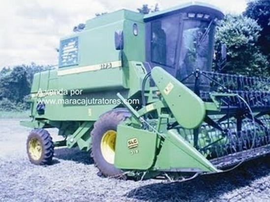 Colheitadeira John Deere 1175