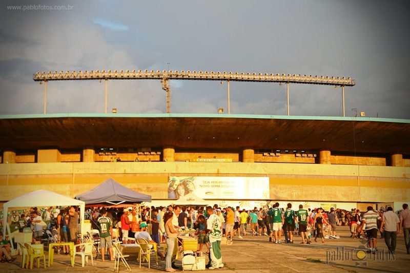 Goiás na área - Futebol em Goiânia